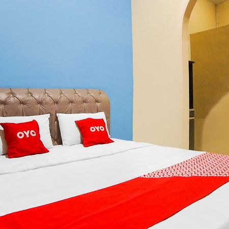 Oyo 92076 Sky Residence Cengkeh Medan Extérieur photo
