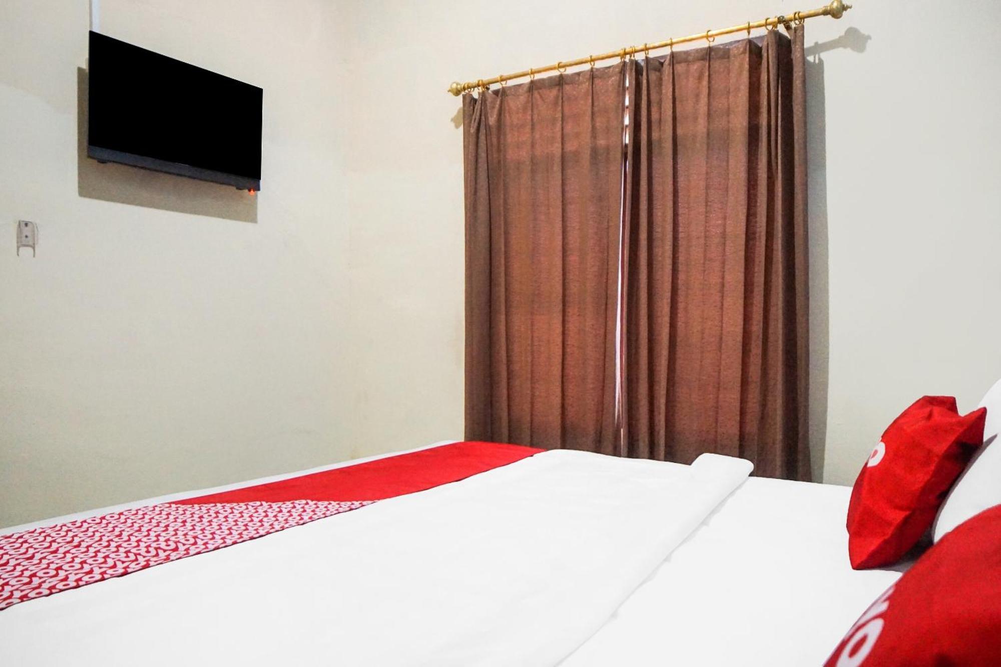 Oyo 92076 Sky Residence Cengkeh Medan Extérieur photo
