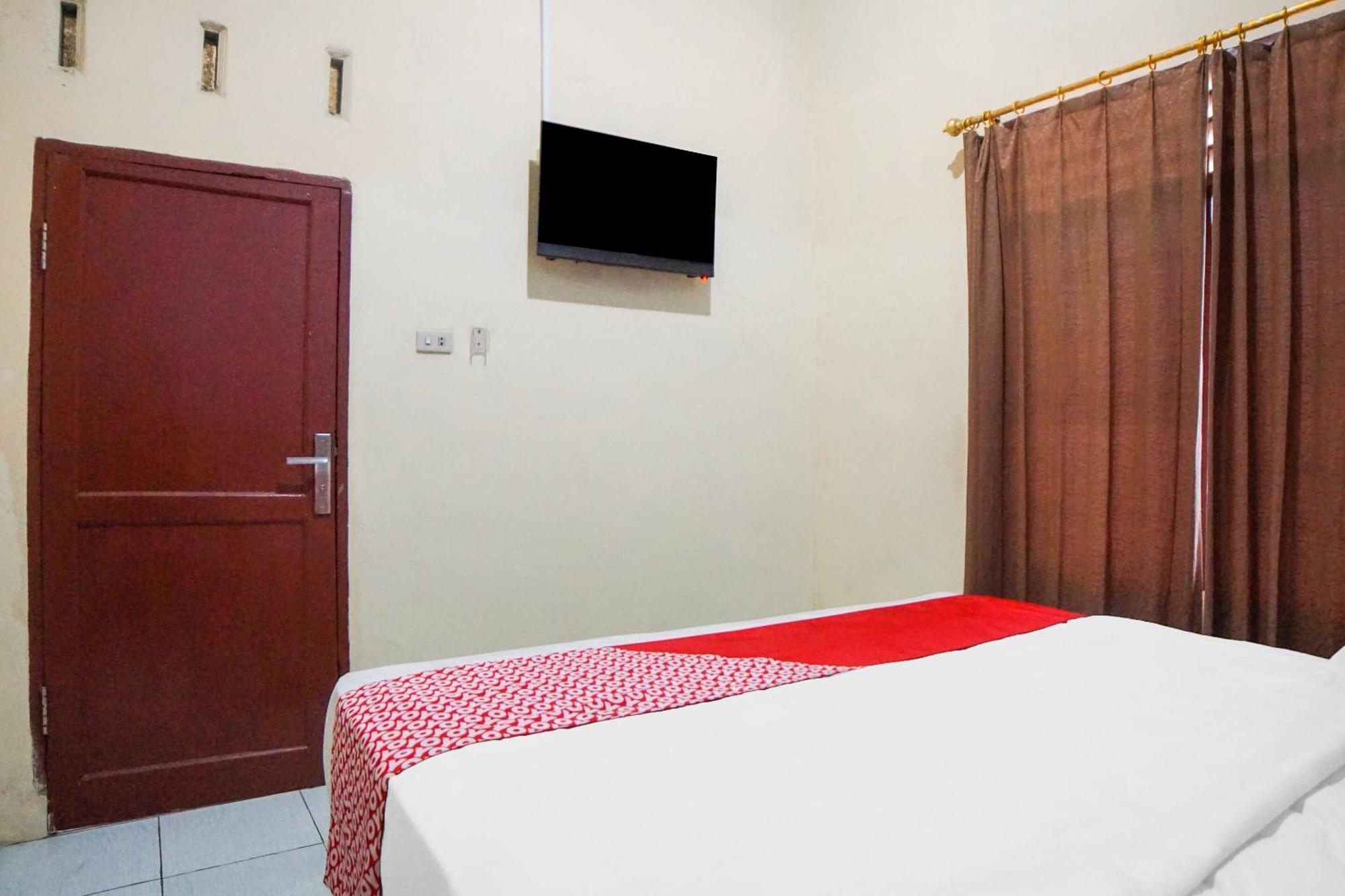Oyo 92076 Sky Residence Cengkeh Medan Extérieur photo